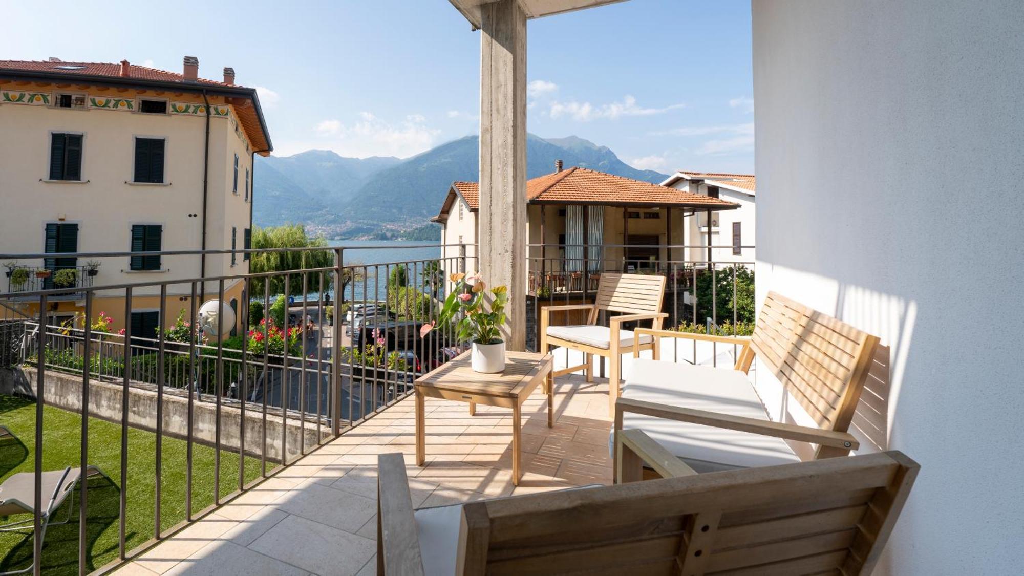 Salice Divino Hotel Lezzeno Exterior photo